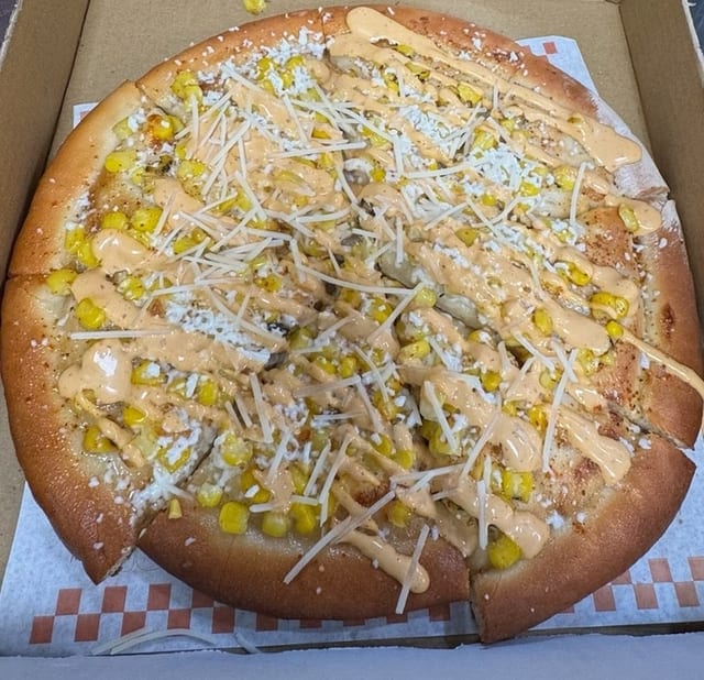 Esquites Pizza.