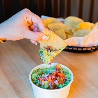 Guacamole & chips
